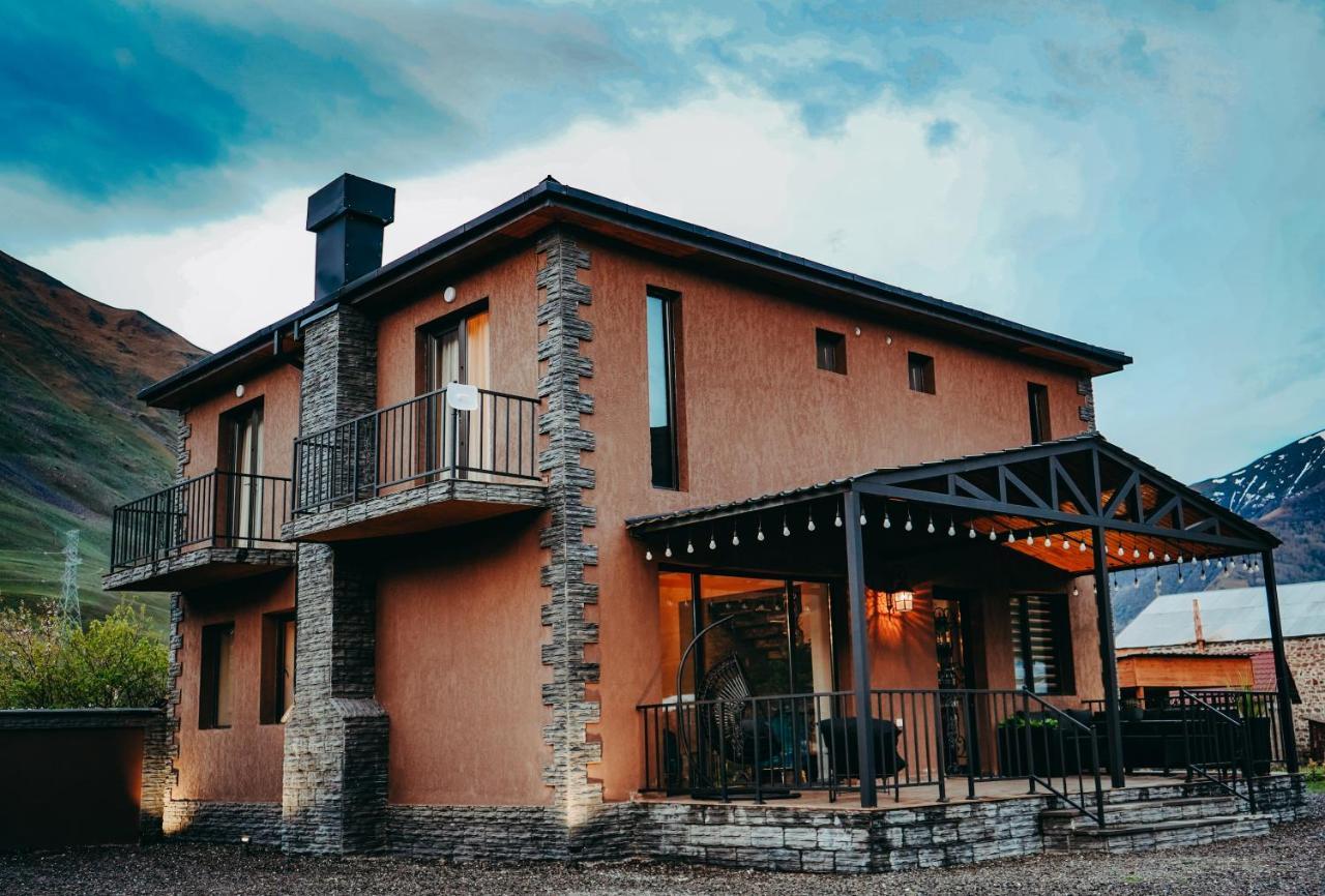 Holiday Home Kazbegi Kültér fotó