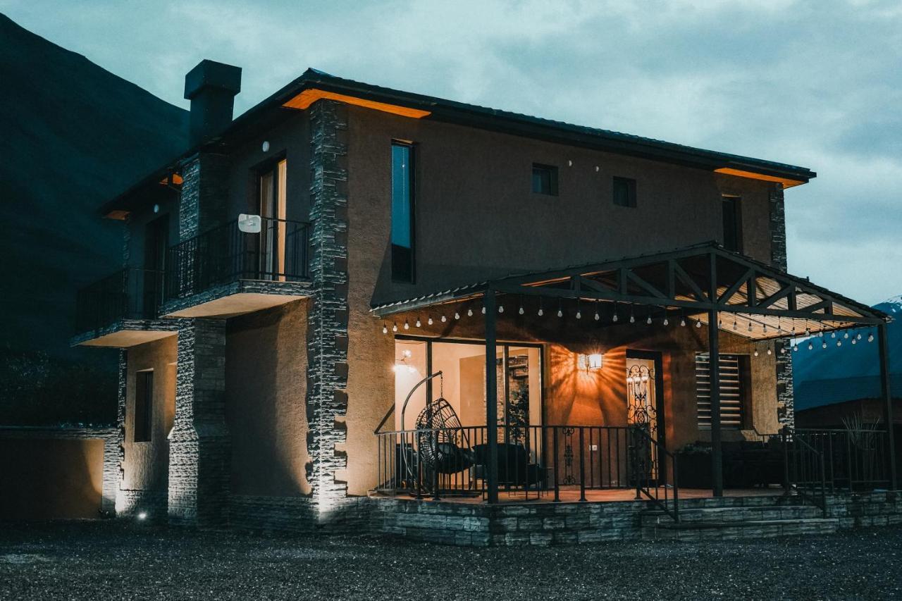 Holiday Home Kazbegi Kültér fotó