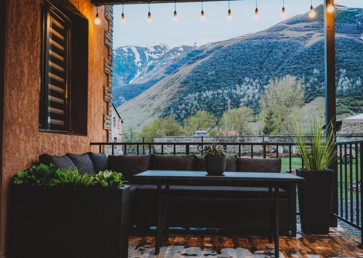 Holiday Home Kazbegi Kültér fotó