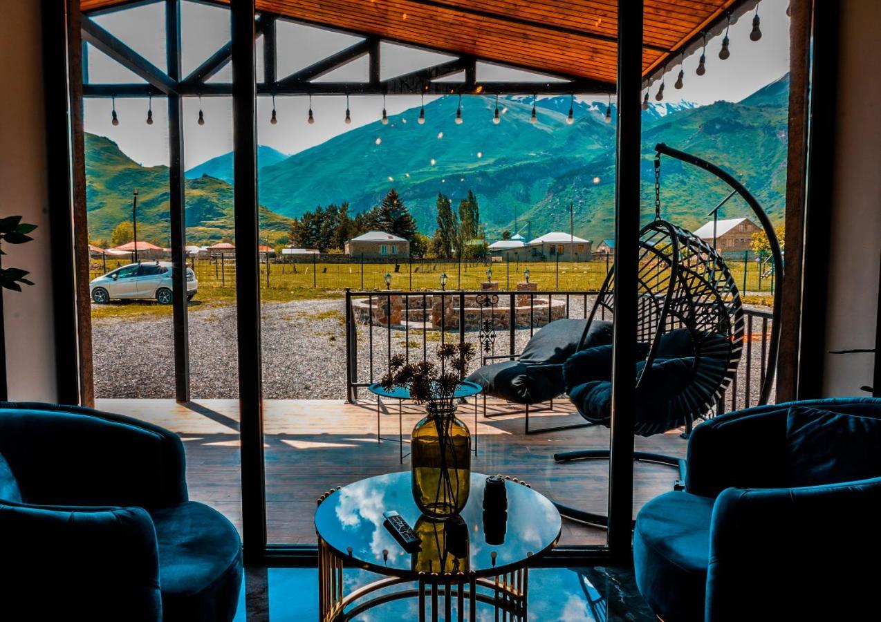 Holiday Home Kazbegi Kültér fotó