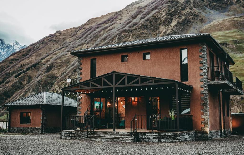 Holiday Home Kazbegi Kültér fotó